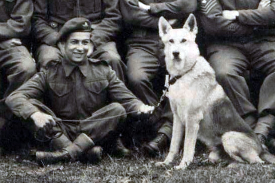 Le 6 juin 44, Emile Corteil et Glen sautaient sur la Normandie