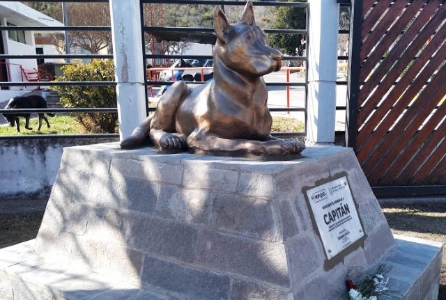 capitan.monument