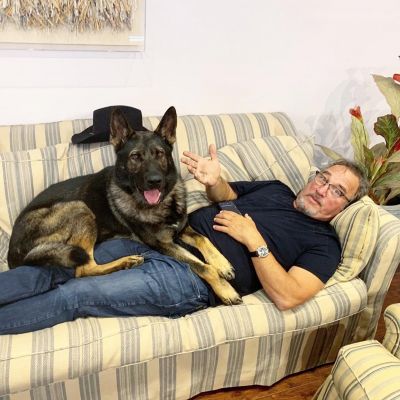 jim belushi berger allemand