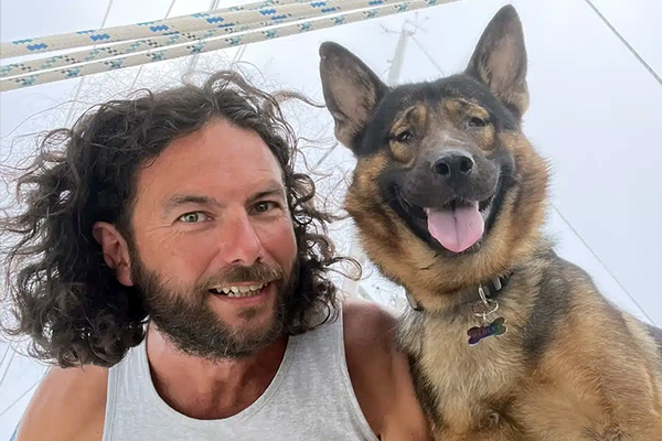 Marley, le berger allemand aveugle devenu un véritable chien héros