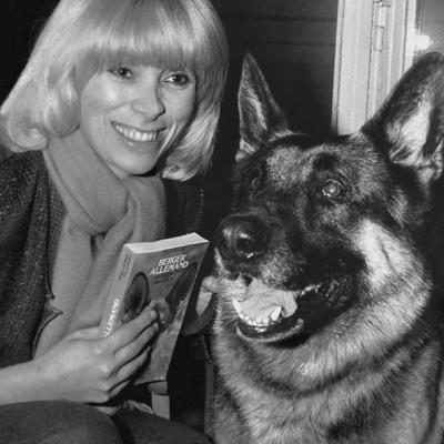Mireille Darc Berger Allemand 2